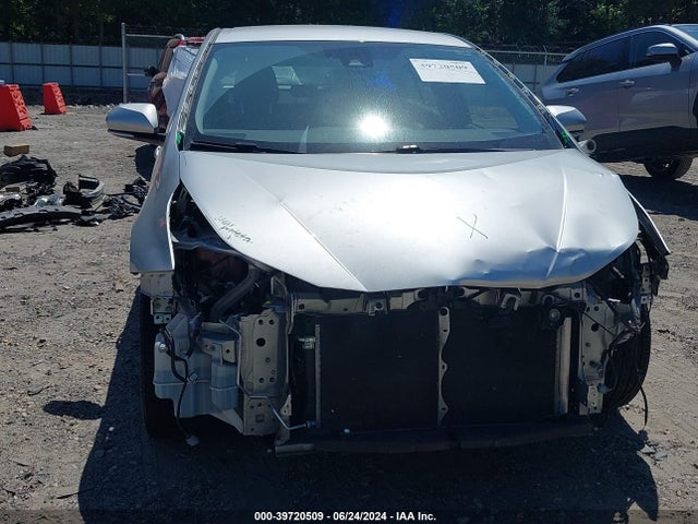Toyota Prius Three Touring 2017 JTDKARFU5H3045272 Image 6