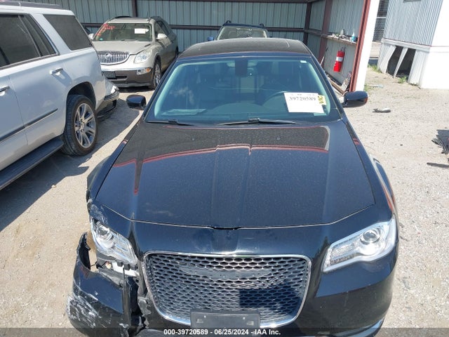 Chrysler 300 Anniversary Edition 2016 2C3CCARGXGH270597 Image 12