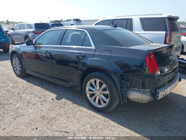 Chrysler 300 Anniversary Edition 2016 2C3CCARGXGH270597 Image 3