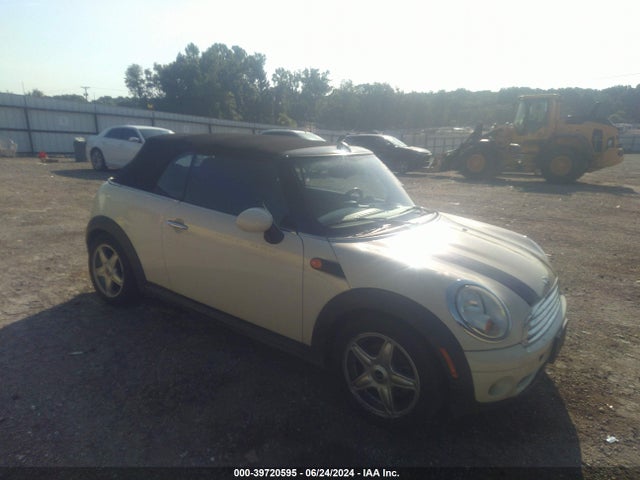 2010 MINI COOPER WMWMR3C55ATU97785 Photo 0