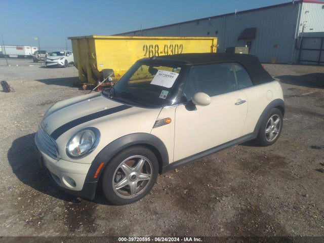2010 MINI COOPER WMWMR3C55ATU97785 Photo 1