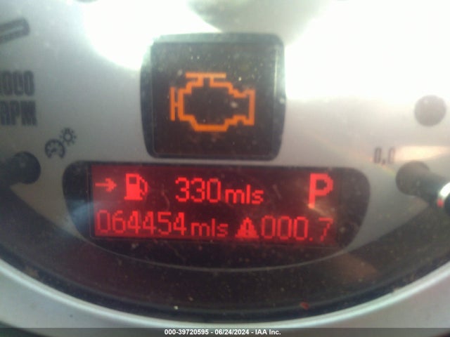 2010 MINI COOPER WMWMR3C55ATU97785 Photo 6