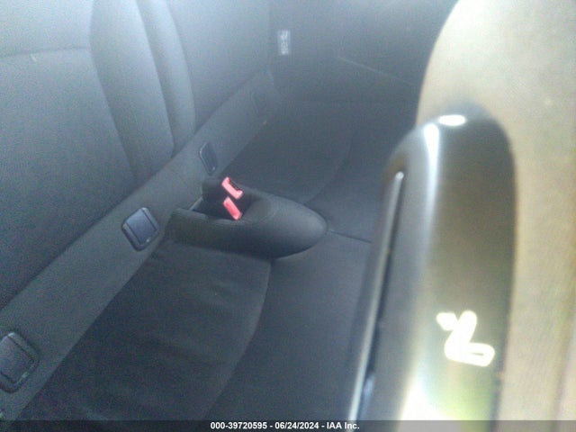 2010 MINI COOPER WMWMR3C55ATU97785 Photo 7