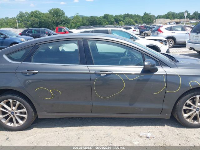 3FA6P0HD6LR160391 Ford FUSION SE