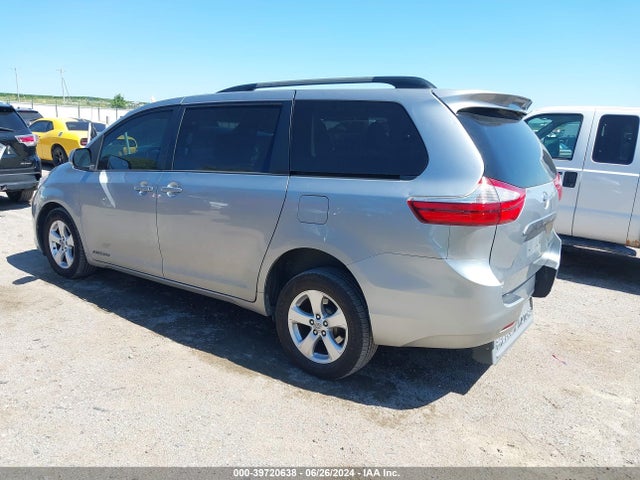 Toyota Sienna Le 8 Passenger 2015 5TDKK3DC0FS604064 Image 3