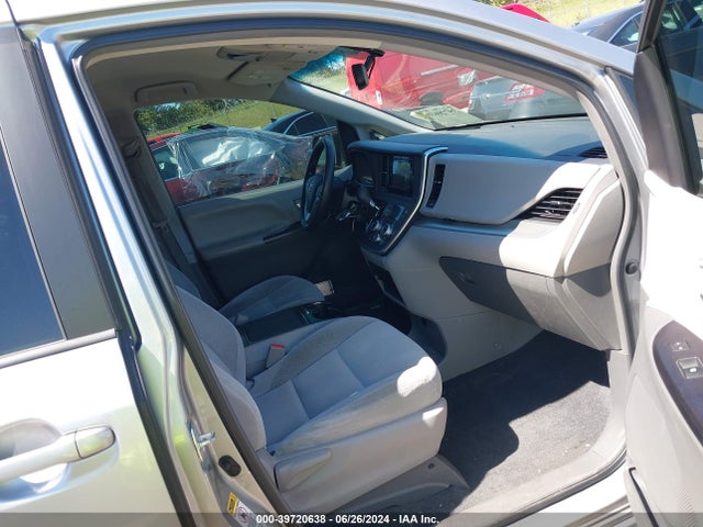 Toyota Sienna Le 8 Passenger 2015 5TDKK3DC0FS604064 Image 5