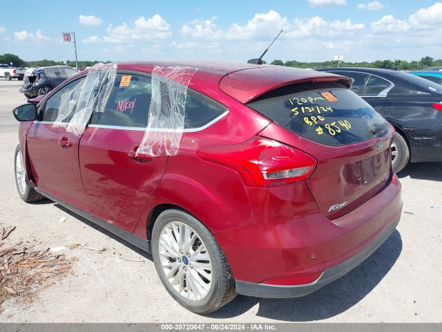Ford Focus Titanium 2016 1FADP3N21GL220772 Image 3