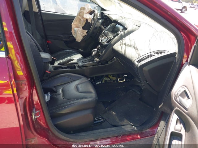 Ford Focus Titanium 2016 1FADP3N21GL220772 Image 5