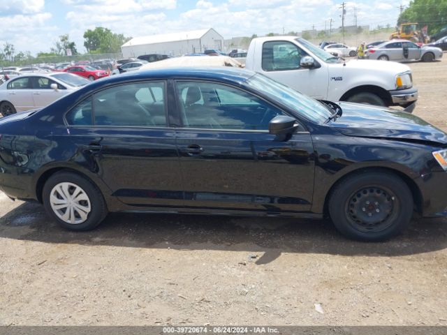 3VW2K7AJ6FM409738 Volkswagen Jetta 2.0l S