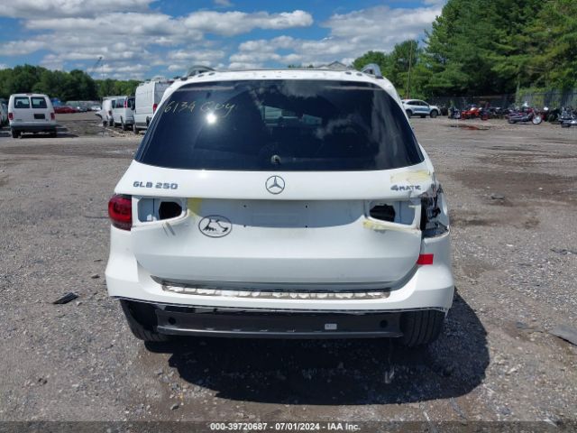W1N4M4HB0LW021864 Mercedes-Benz Glb 250 4matic