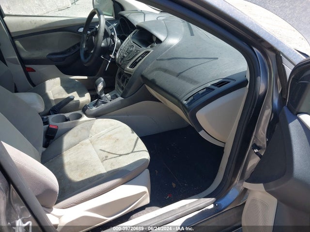 Ford FOCUS SE 2014 1FADP3K20EL152529 Image 5