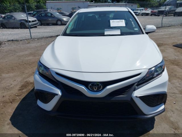 4T1G11AK0RU204087 Toyota CAMRY SE