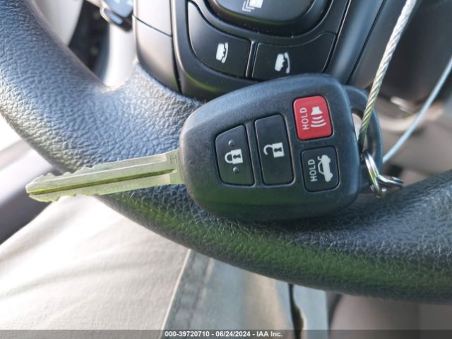 4T4BF1FK5GR521659 Toyota CAMRY LE