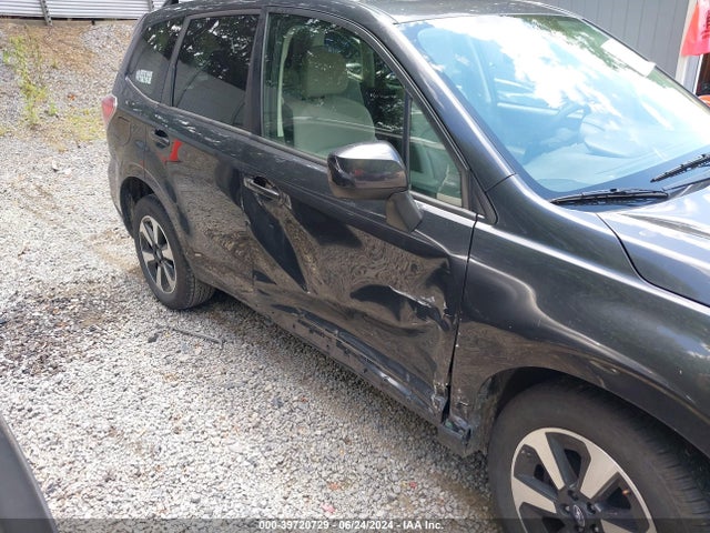 Subaru Forester 2.5i Premium 2017 JF2SJAEC9HH596464 Image 20