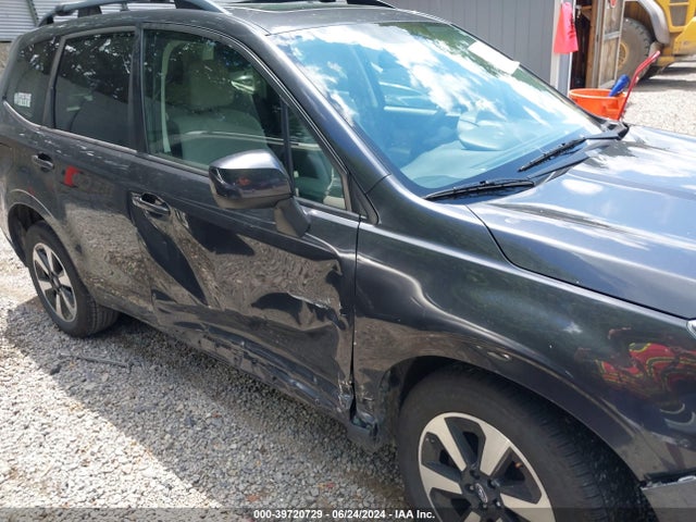 Subaru Forester 2.5i Premium 2017 JF2SJAEC9HH596464 Image 22