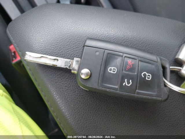 3VWN57BU9KM245487 Volkswagen Jetta 1.4t S