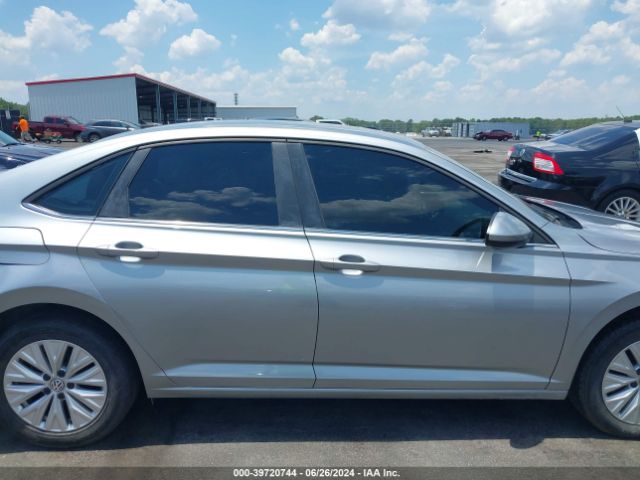 3VWN57BU9KM245487 Volkswagen Jetta 1.4t S
