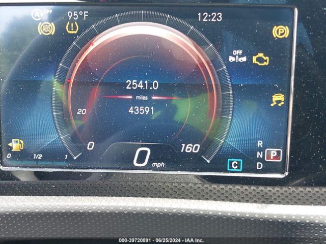 W1K3G4FBXMJ270383 Mercedes-Benz A 220 4matic