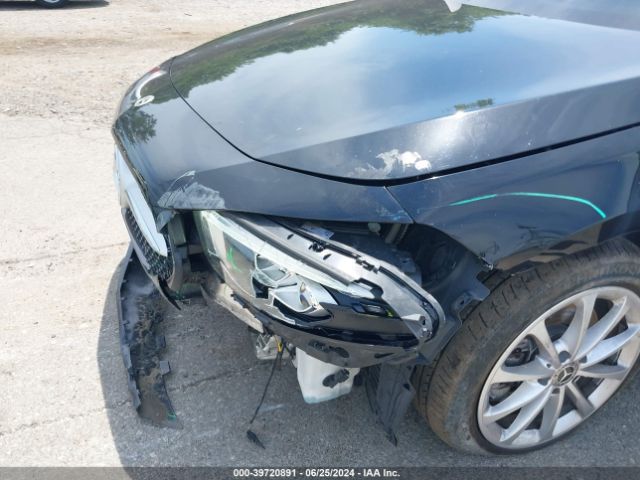W1K3G4FBXMJ270383 Mercedes-Benz A 220 4matic