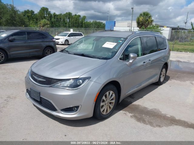 2018 CHRYSLER PACIFICA 2C4RC1BG6JR269982 Photo 1