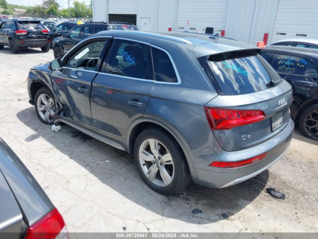 WA1BNAFY8J2215560 Audi Q5 2.0t Premium/2.0t Tech Premium