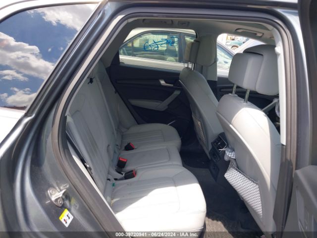 WA1BNAFY8J2215560 Audi Q5 2.0t Premium/2.0t Tech Premium