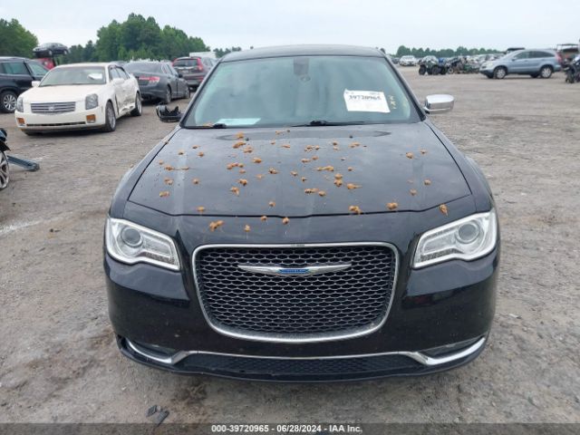 2C3CCAEGXJH211269 Chrysler 300 Limited