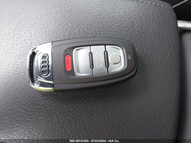 Audi Q5 2.0t Premium 2016 WA1C2AFP0GA082778 Image 11