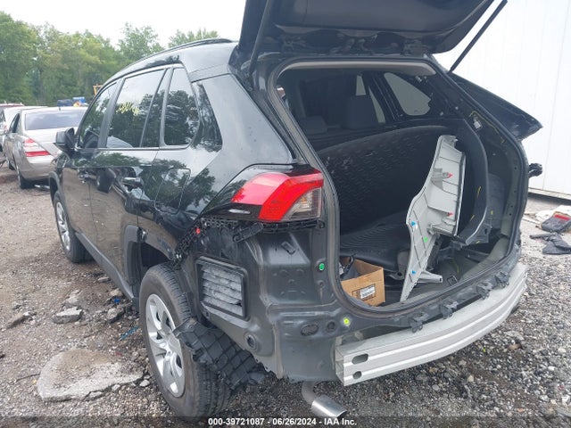 Toyota RAV4 LE 2021 2T3F1RFV8MC252273 Image 3