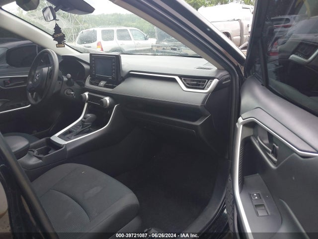 Toyota RAV4 LE 2021 2T3F1RFV8MC252273 Image 5