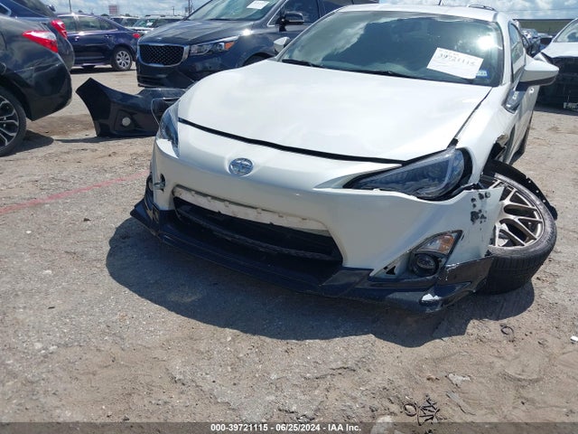 JF1ZNAA13E9702926 Scion FR-S