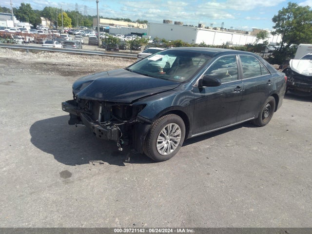 4T1BF1FK1EU456705 Toyota CAMRY LE