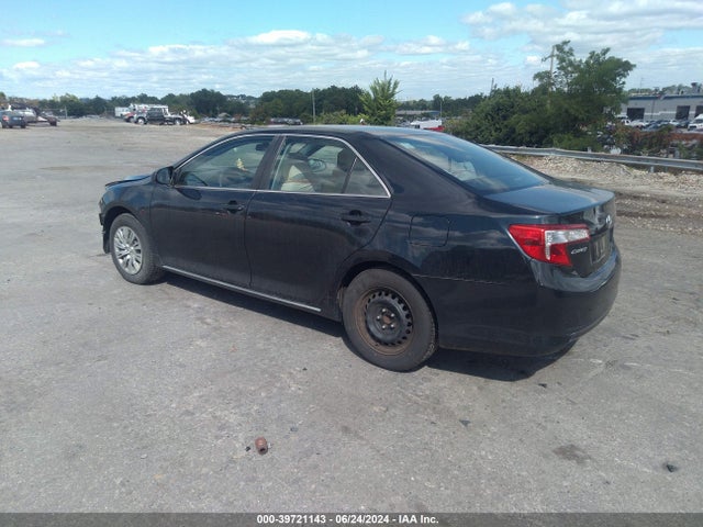 4T1BF1FK1EU456705 Toyota CAMRY LE