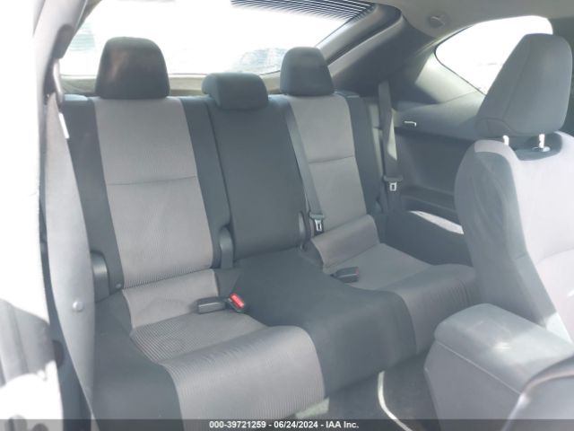 JTKJF5C72GJ025410 Scion TC