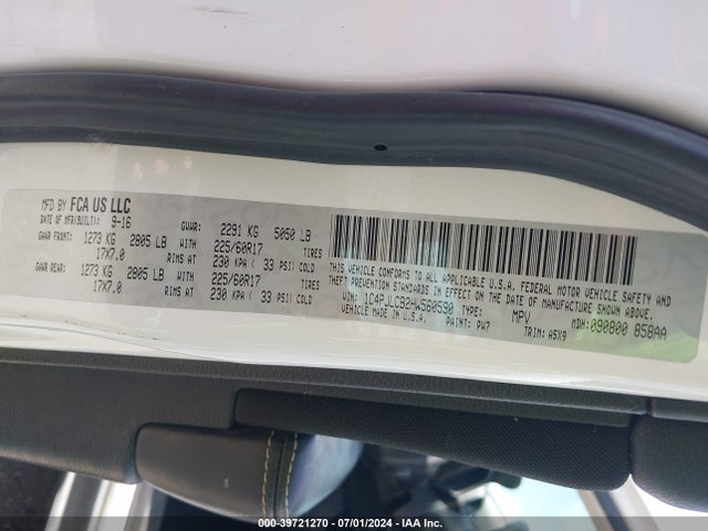 1C4PJLCB2HW560590 Jeep Cherokee Latitude Fwd