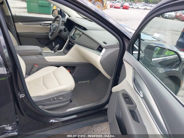 1GYKNDRS5JZ143409 Cadillac XT5 LUXURY
