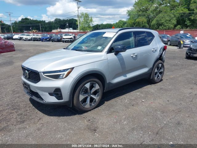 YV4L12UW0P2930805 Volvo Xc40 B5 Plus Dark Theme