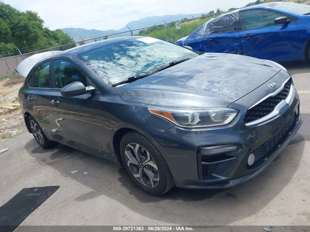 2019 3KPF24AD0KE102972 main image