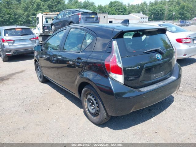 JTDKDTB38G1139108 Toyota Prius C One