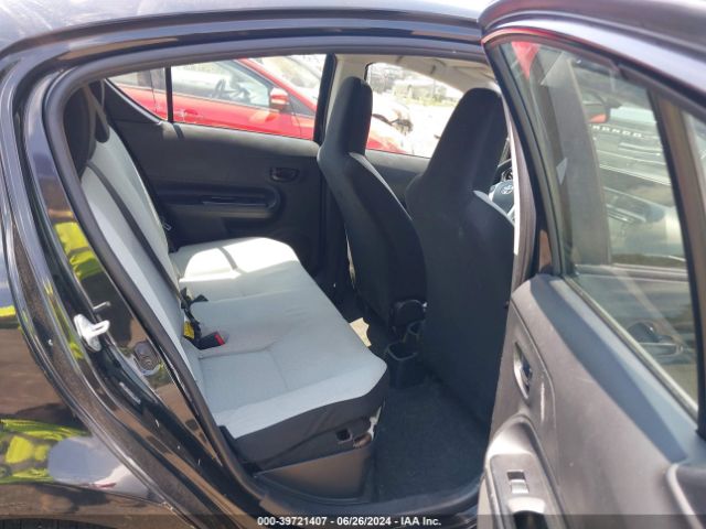 JTDKDTB38G1139108 Toyota Prius C One