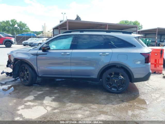 5XYRKDJF3RG270472 KIA Sorento X-line Sx