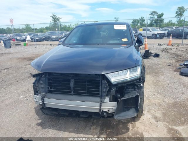 WA1VAAF74HD039637 Audi Q7 3.0t Premium