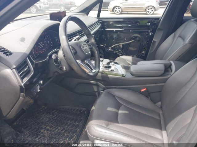 WA1VAAF74HD039637 Audi Q7 3.0t Premium