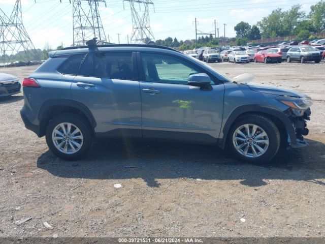 7MUCAABG2NV007651 Toyota Corolla Cross Le