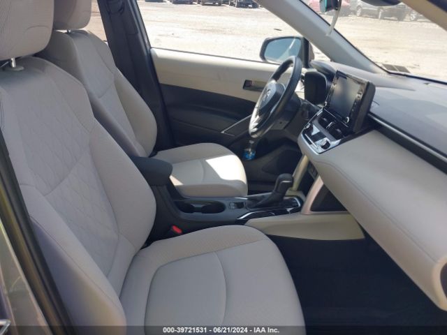 7MUCAABG2NV007651 Toyota Corolla Cross Le