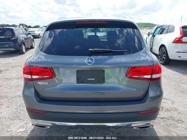 WDC0G4KB9JV054252 Mercedes-Benz Glc 300 4matic