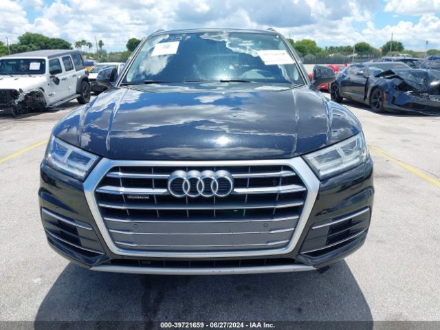 WA1BNAFY4J2207228 Audi Q5 2.0t Premium/2.0t Tech Premium