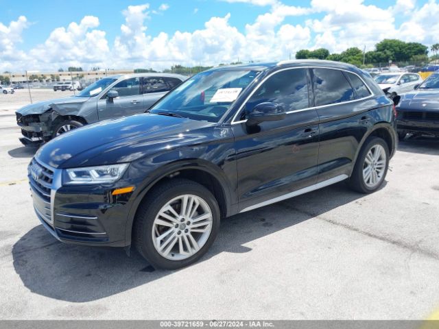 WA1BNAFY4J2207228 Audi Q5 2.0t Premium/2.0t Tech Premium