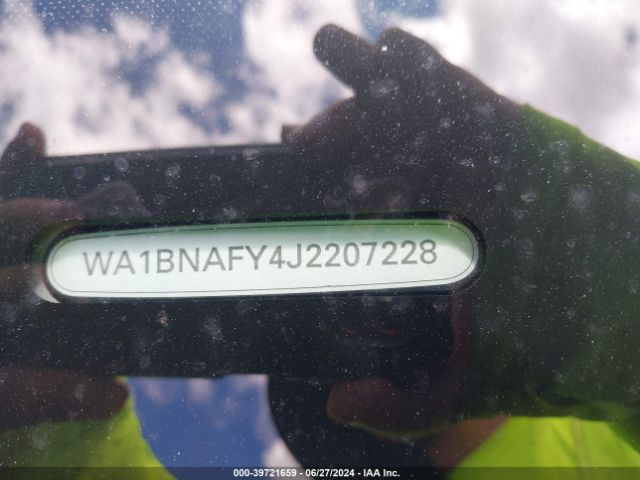 WA1BNAFY4J2207228 Audi Q5 2.0t Premium/2.0t Tech Premium