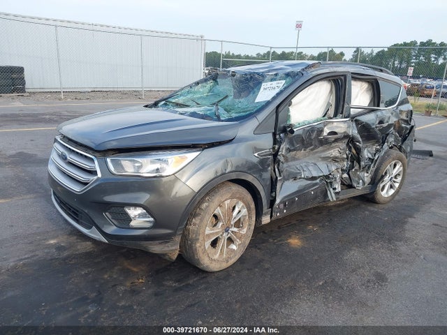 Ford ESCAPE SE 2018 1FMCU0GD2JUB81697 Image 2